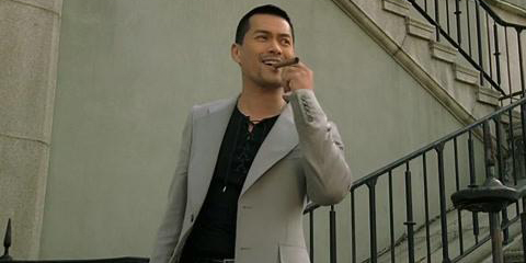 微信状态视频吕良伟热舞视频分享